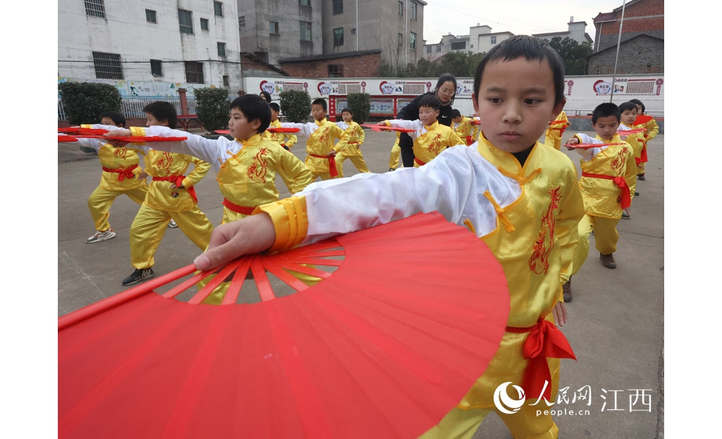 江西東鄉(xiāng)：傳統(tǒng)技擊進校園 傳承文化助“雙減”